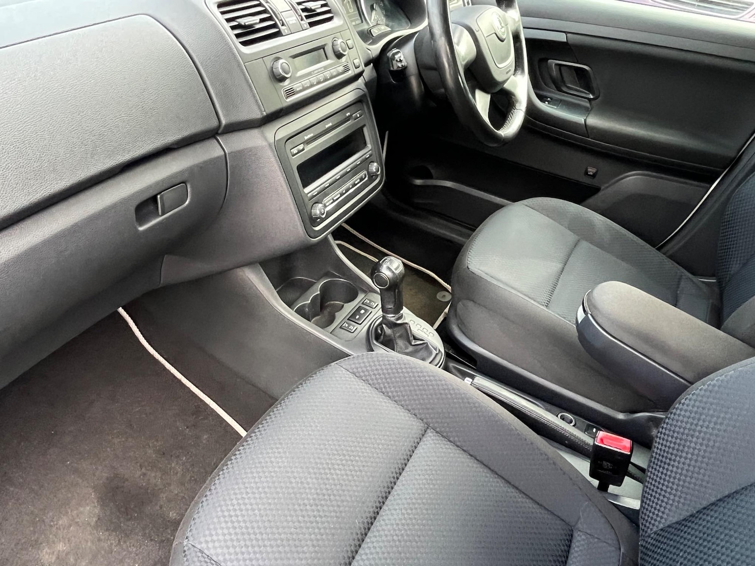 Used Skoda Fabia 2011 for sale - 76409617: Photo 19