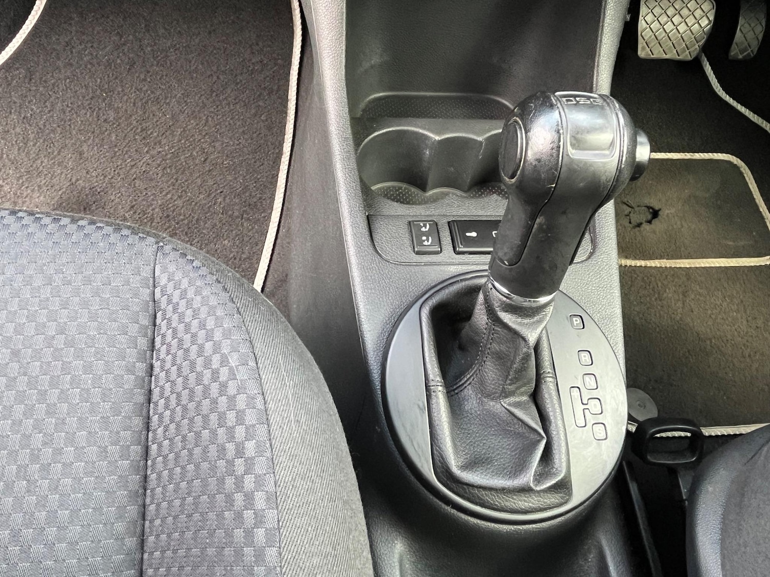 Used Skoda Fabia 2011 for sale - 76409617: Photo 20