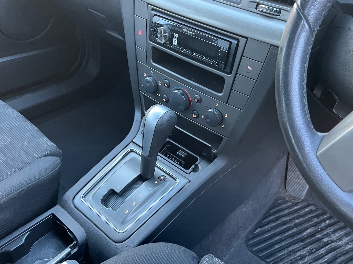 Used Vauxhall Vectra 2007 for sale - 76588855: Photo 16