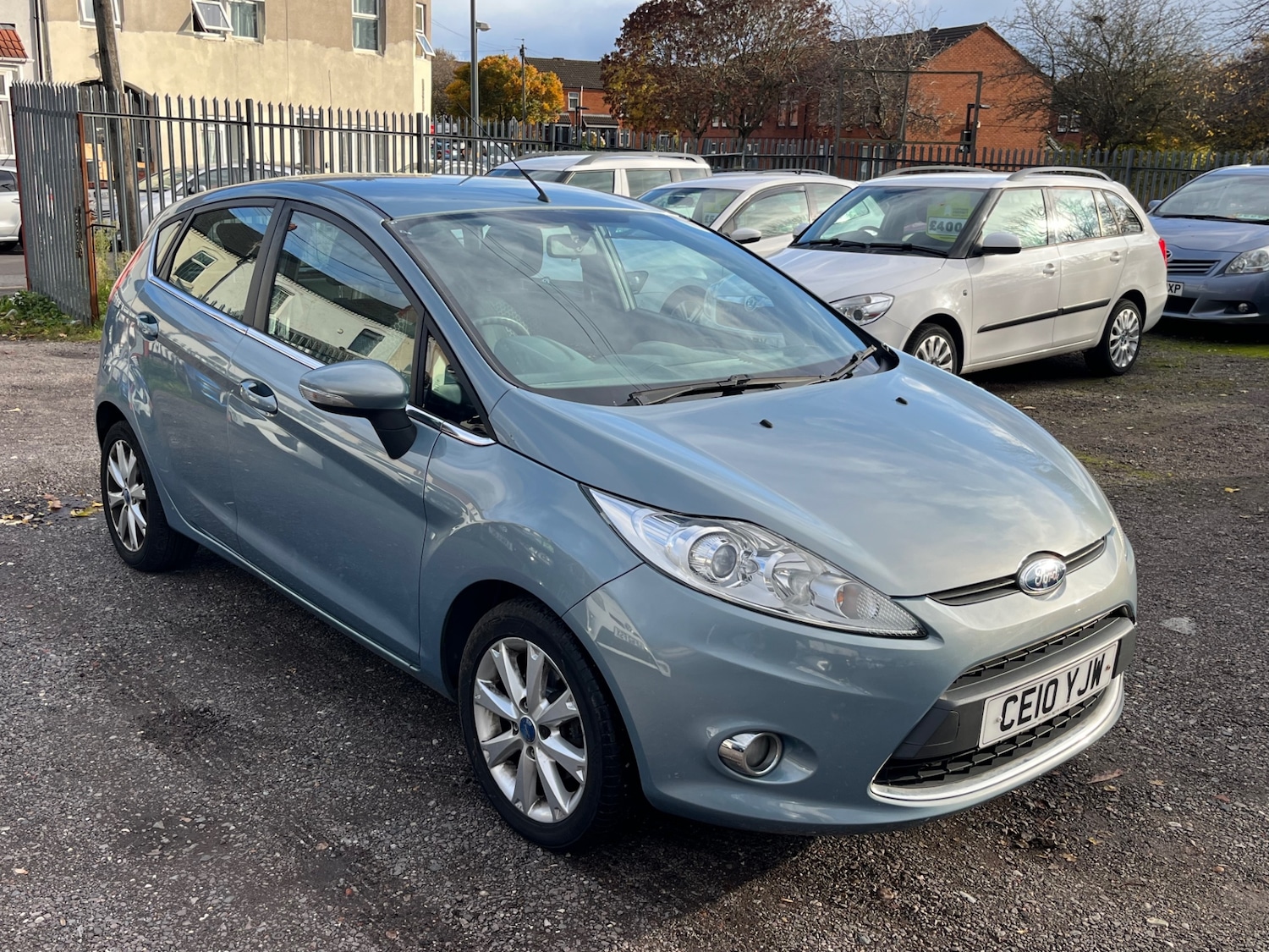Used Ford Fiesta 2010 for sale - 76588488: Photo 2