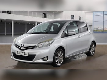 Used Toyota Yaris 2012 for sale - 76562176: Photo