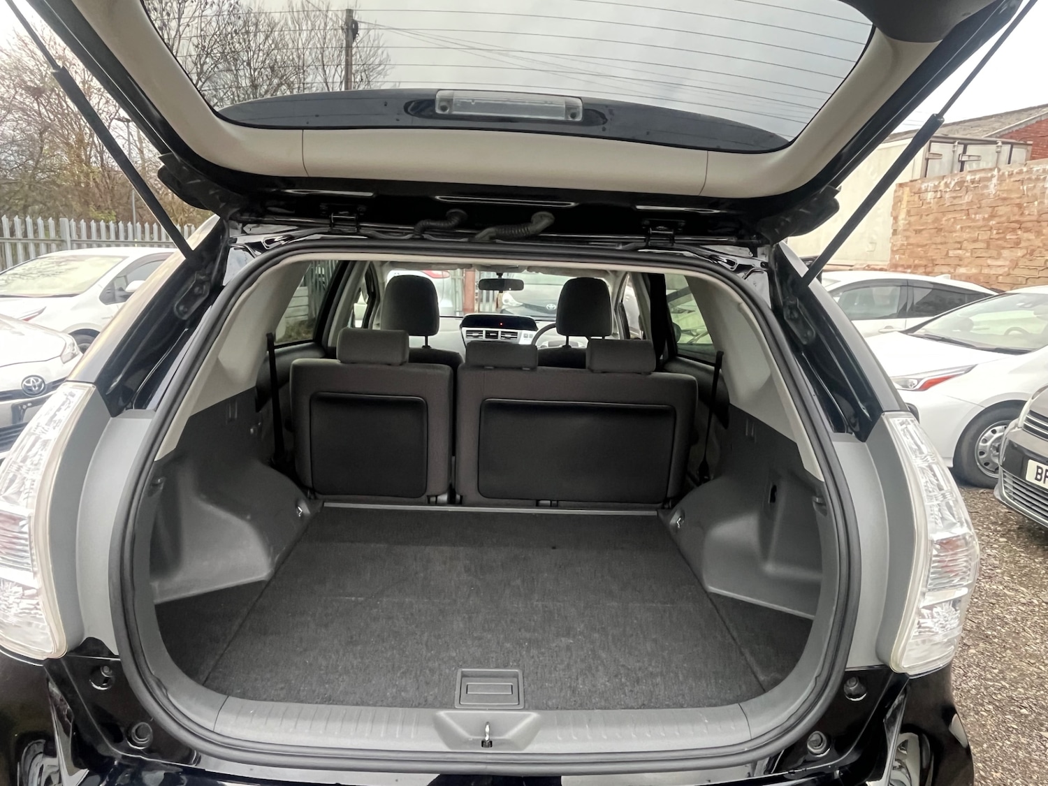 Used Toyota Prius 2025 for sale - 77034003: Photo 26