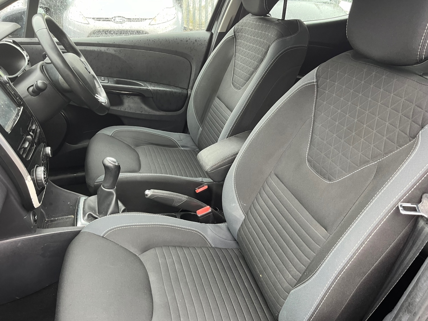 Used Renault Clio 2016 for sale - 76589194: Photo 23