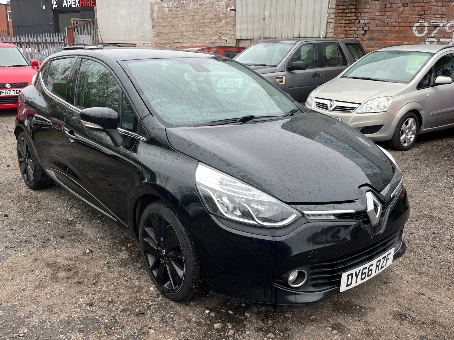 Used Renault Clio 2016 for sale - 76589194: Photo 3