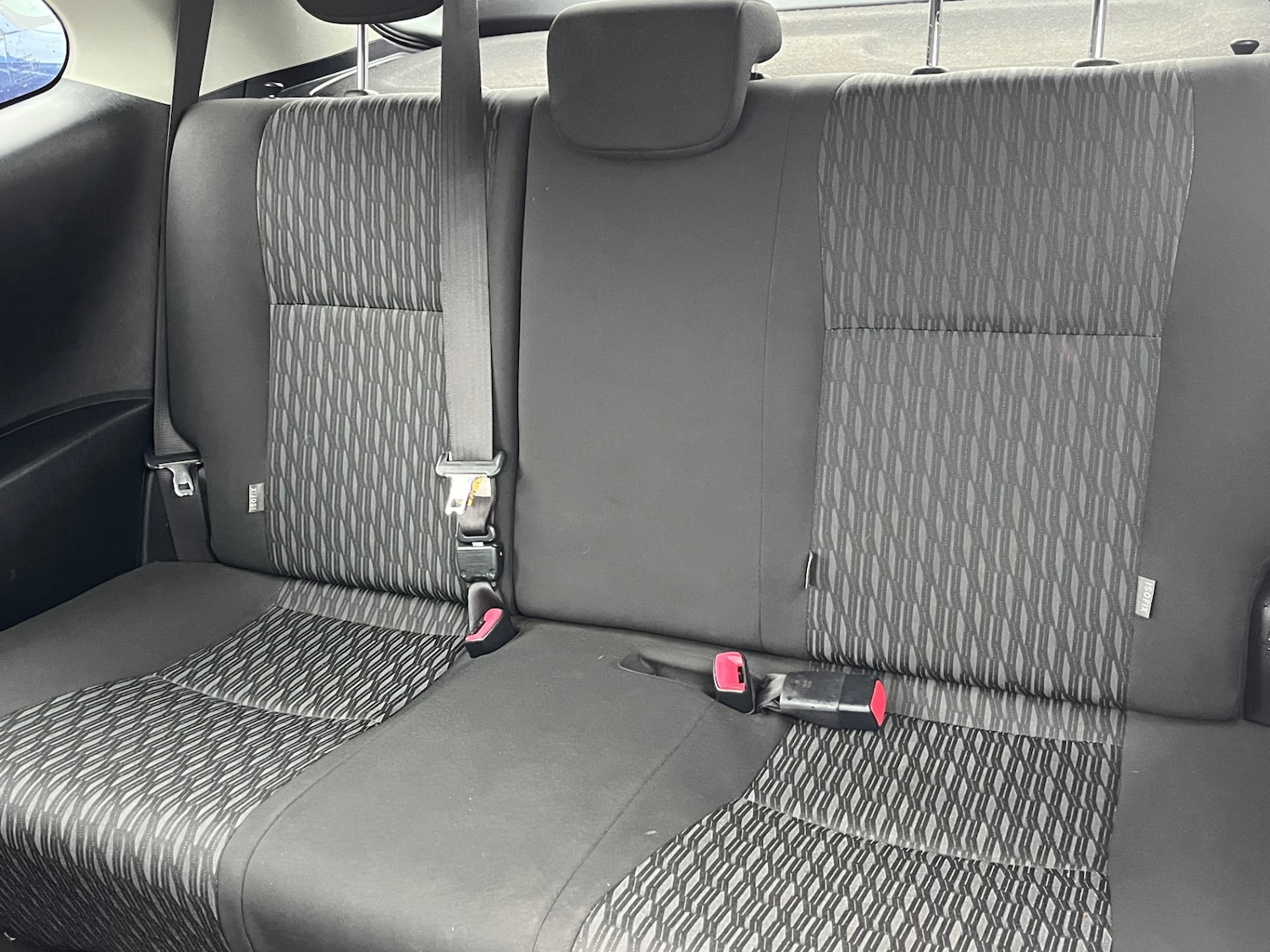 Used Toyota Yaris 2012 for sale - 77337261: Photo 19