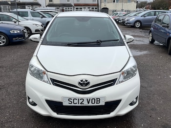 Used Toyota Yaris 2012 for sale - 77337261: Photo