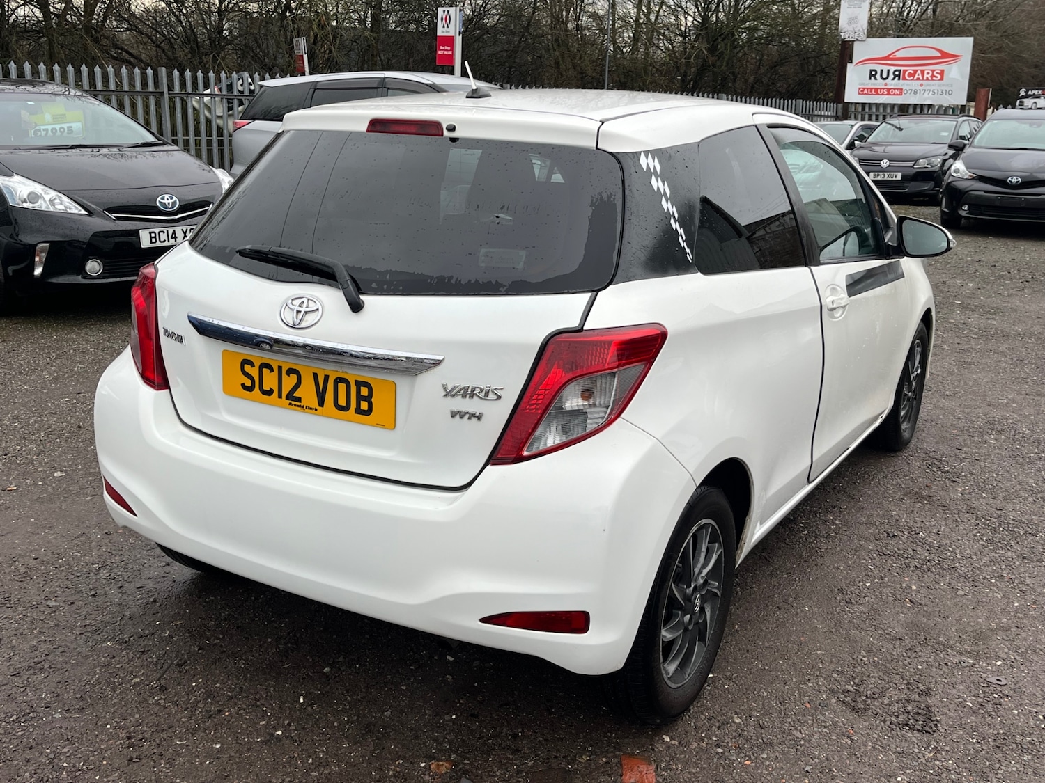 Used Toyota Yaris 2012 for sale - 77337261: Photo 7