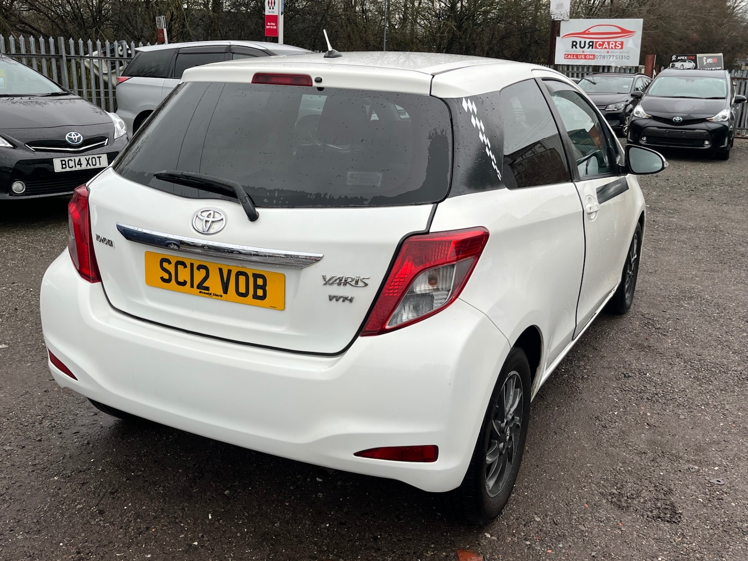 Used Toyota Yaris 2012 for sale - 77337261: Photo 8