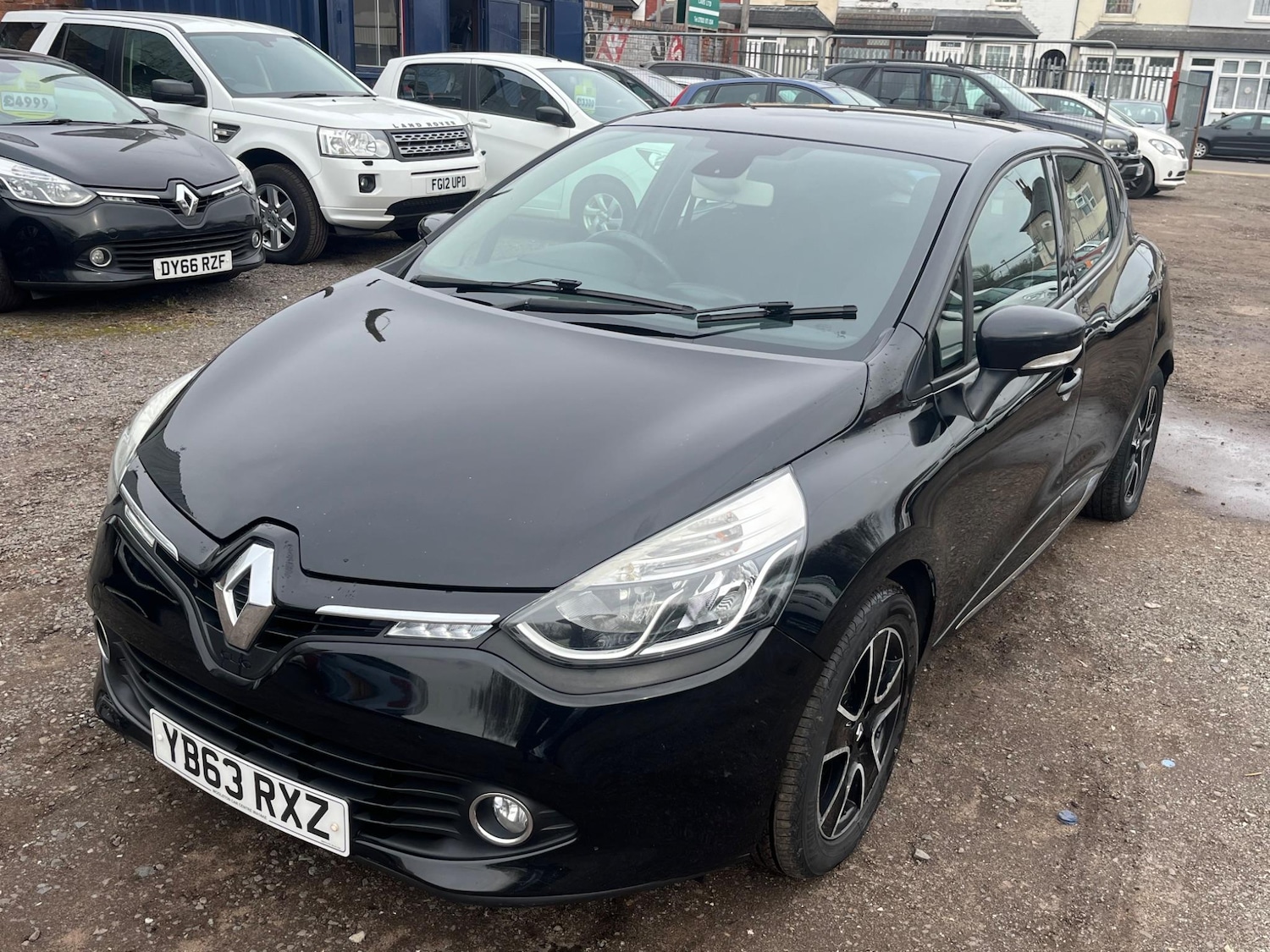 Used Renault Clio 2014 for sale - 76472278: Photo 2