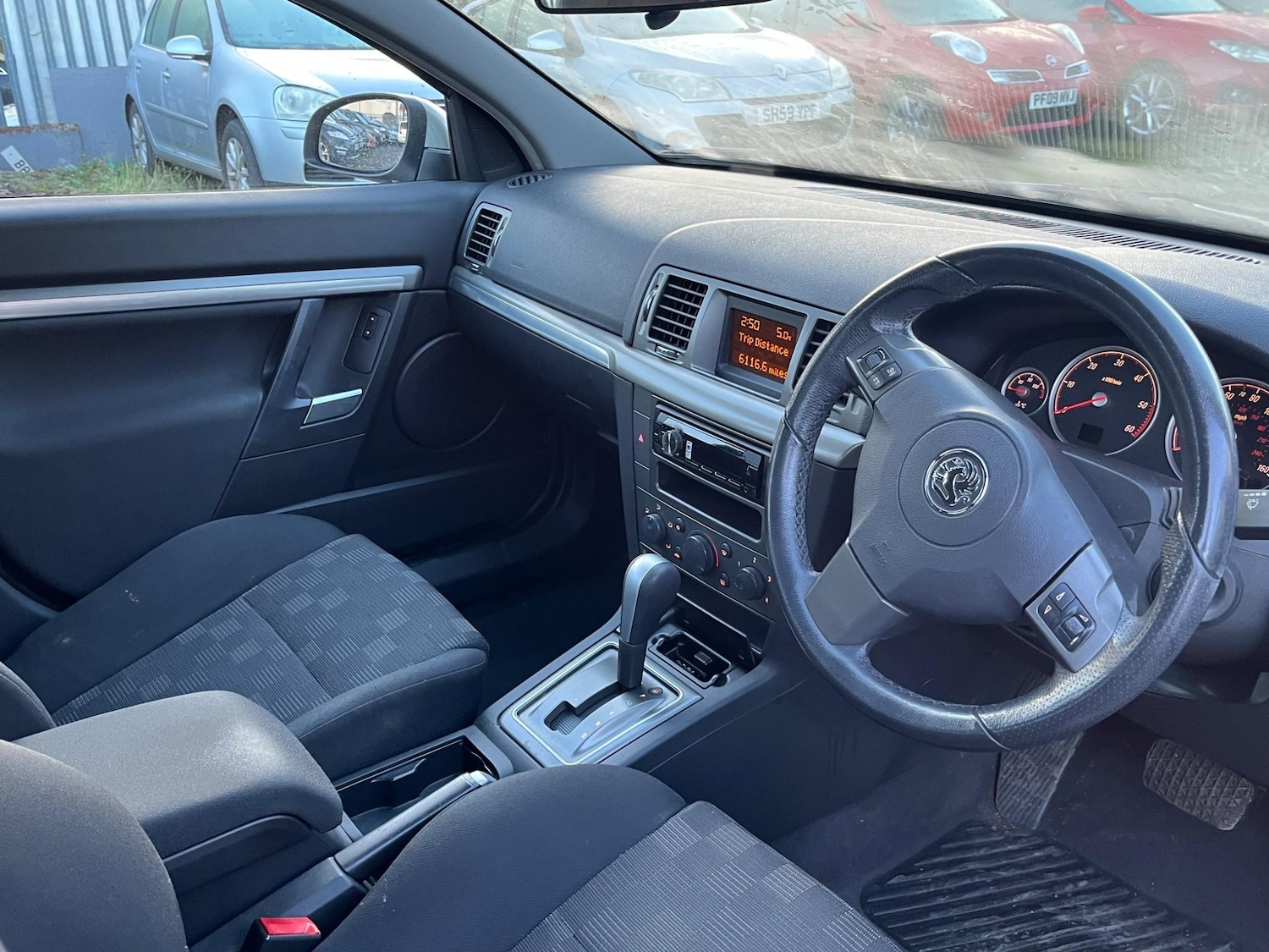 Used Vauxhall Vectra for sale - 76473799: Photo 13