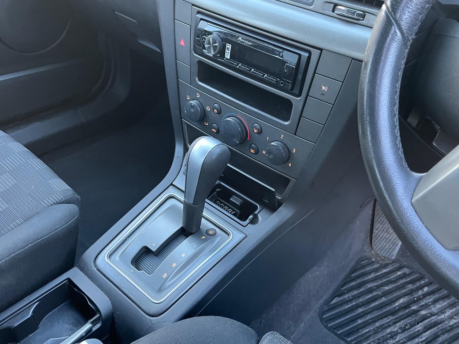 Used Vauxhall Vectra for sale - 76473799: Photo 15