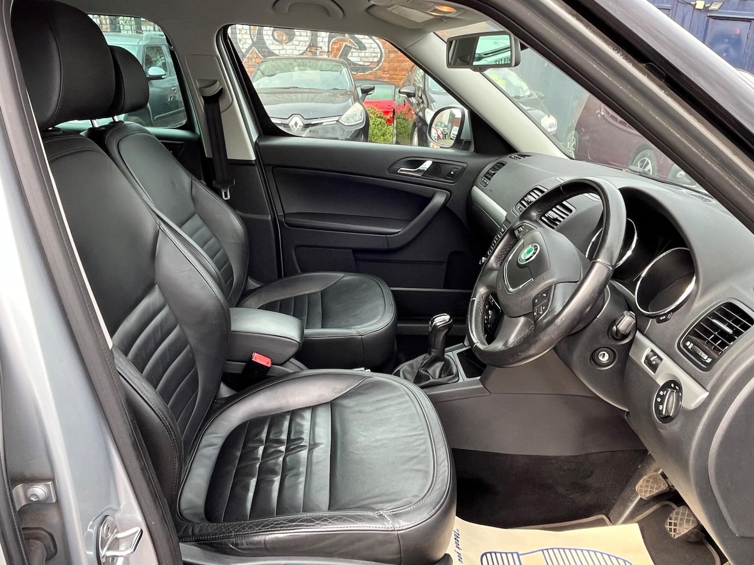 Used Skoda Yeti 2012 for sale - 76408756: Photo 24