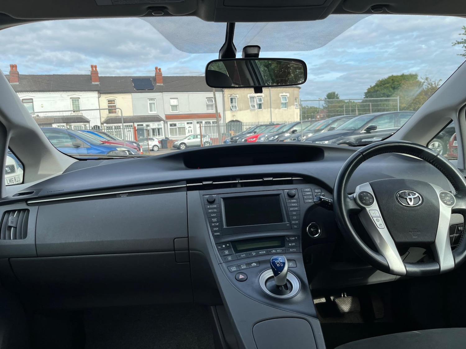 Used Toyota Prius 2010 for sale - 76472521: Photo 22