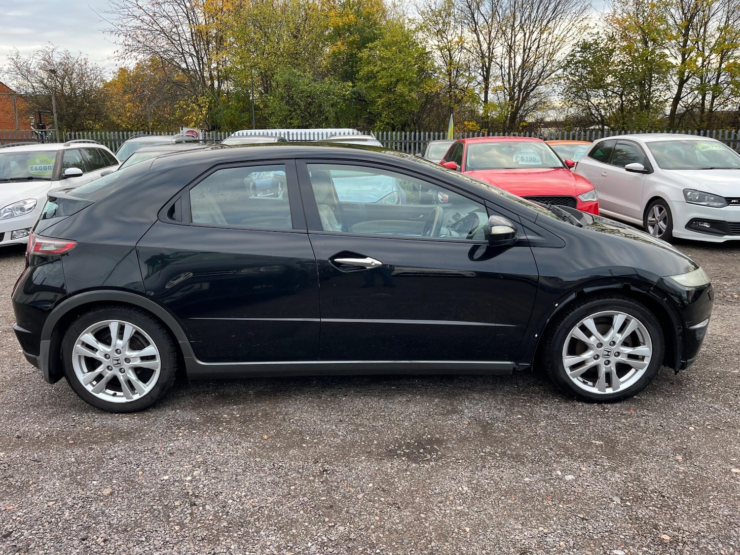 Used Honda Civic 2010 for sale - 76408801: Photo 16