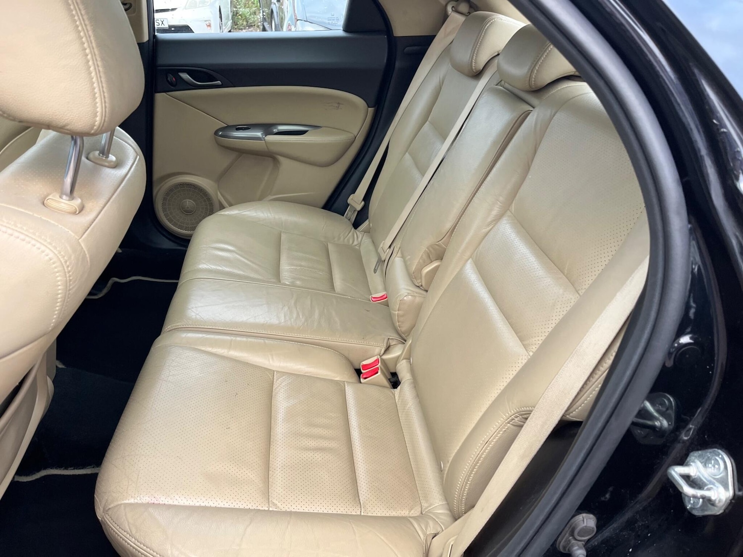 Used Honda Civic 2010 for sale - 76408801: Photo 21