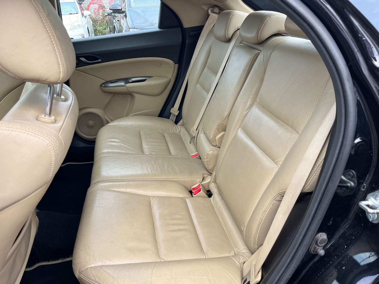 Used Honda Civic 2010 for sale - 76408801: Photo 24