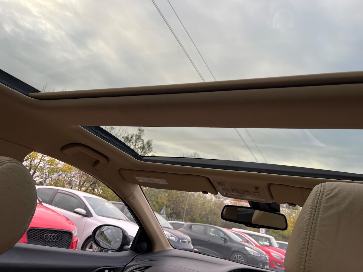 Used Honda Civic 2010 for sale - 76408801: Photo 30