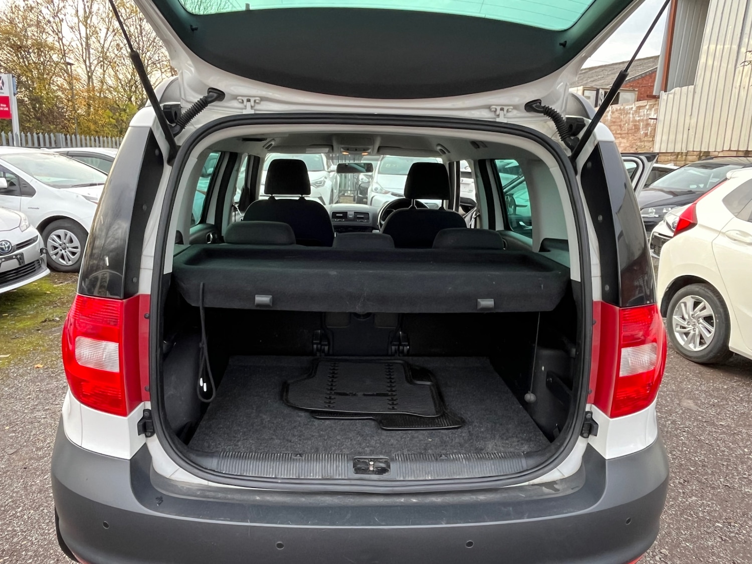 Used Skoda Yeti 2013 for sale - 76588472: Photo 28