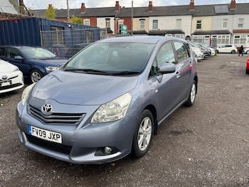 Used Toyota Verso 2009 for sale - 76409183: Photo