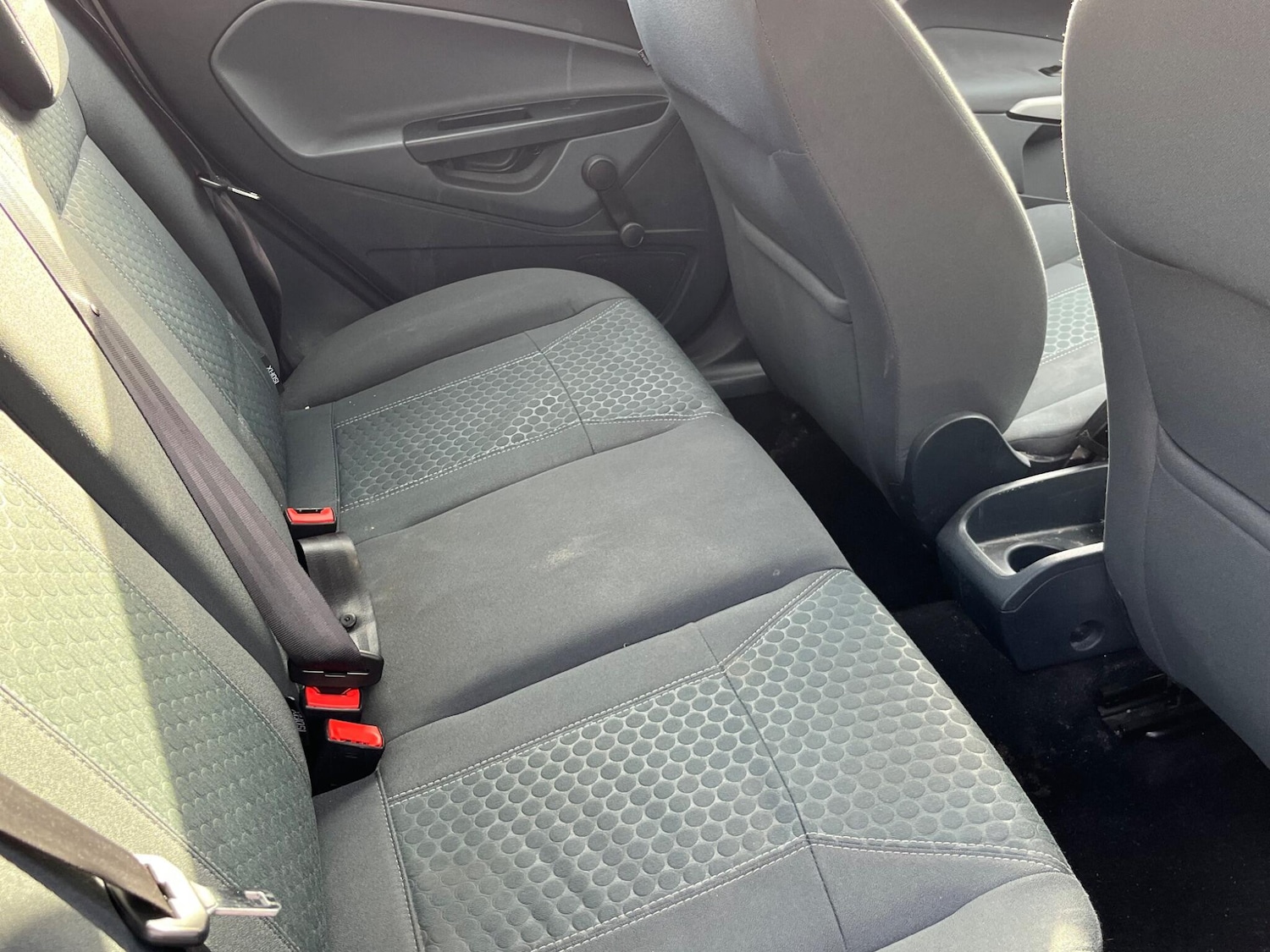 Used Ford Fiesta 2010 for sale - 76441332: Photo 15