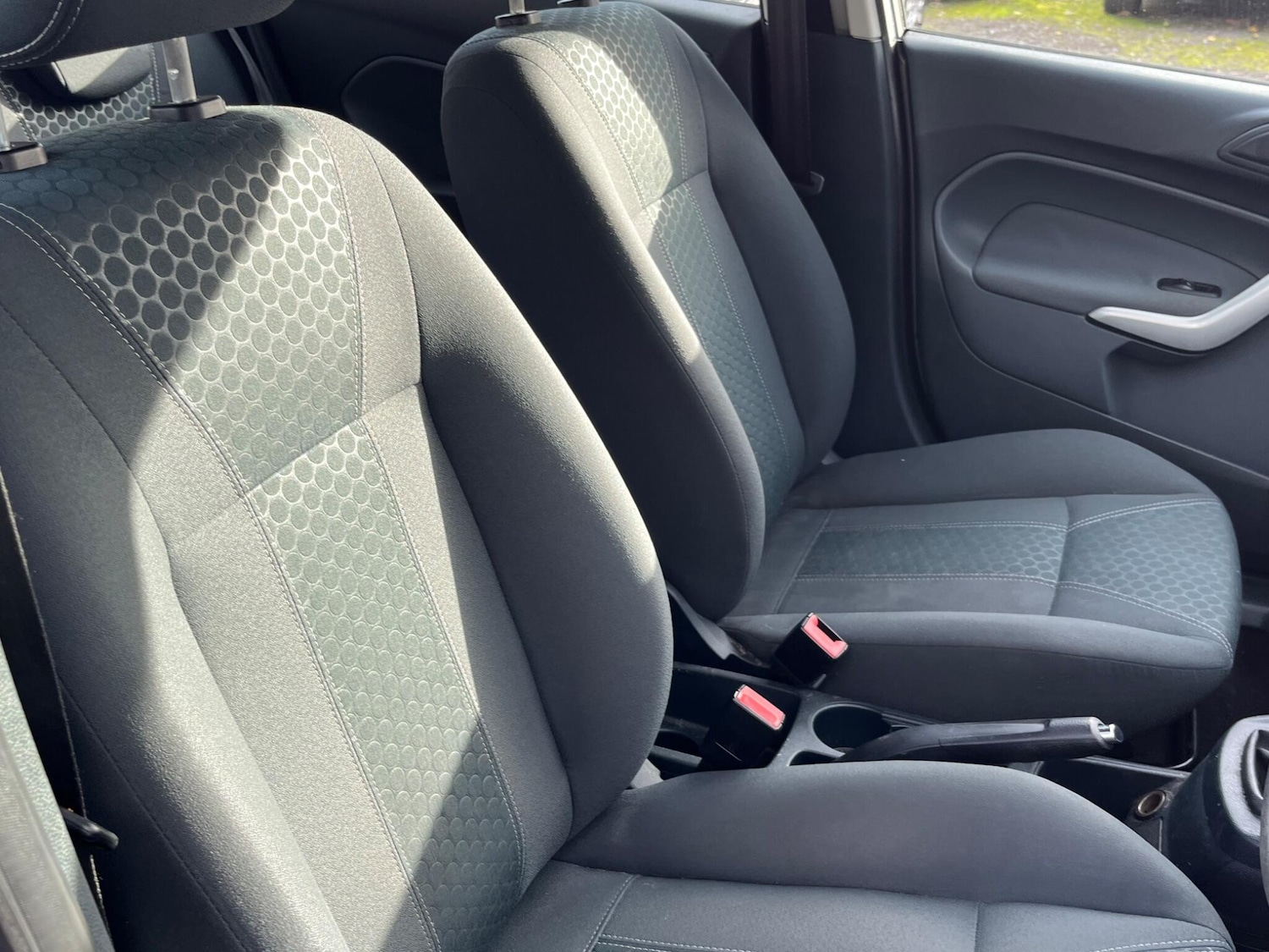 Used Ford Fiesta 2010 for sale - 76441332: Photo 18