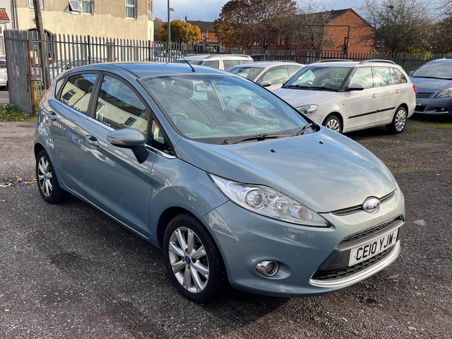 Used Ford Fiesta 2010 for sale - 76441332: Photo 2