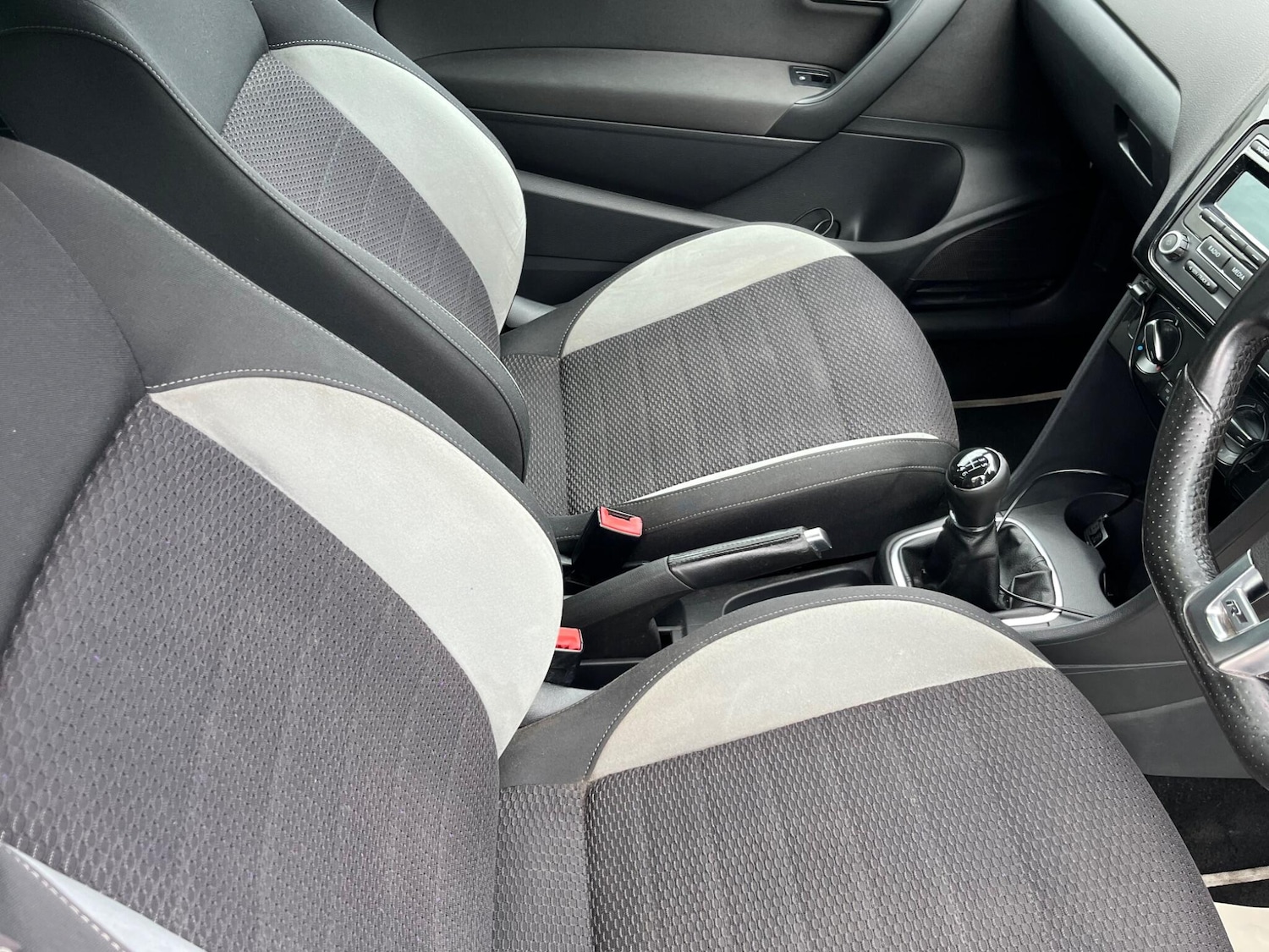 Used Volkswagen Polo 2013 for sale - 76408817: Photo 19