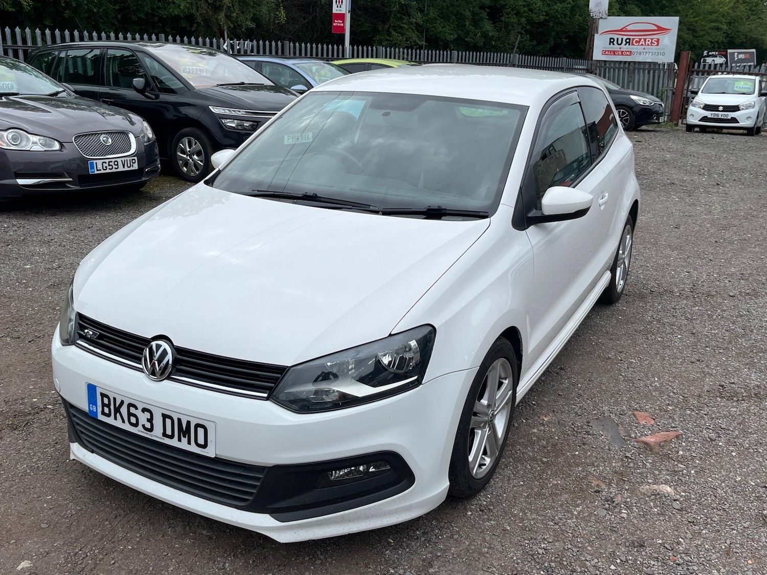 Used Volkswagen Polo 2013 for sale - 76408817: Photo 2