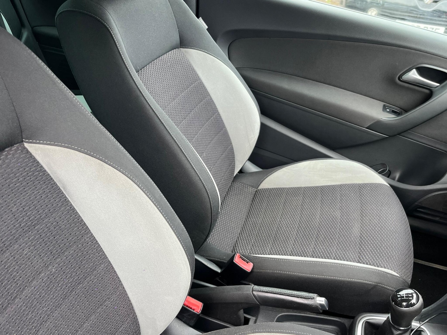 Used Volkswagen Polo 2013 for sale - 76408817: Photo 25