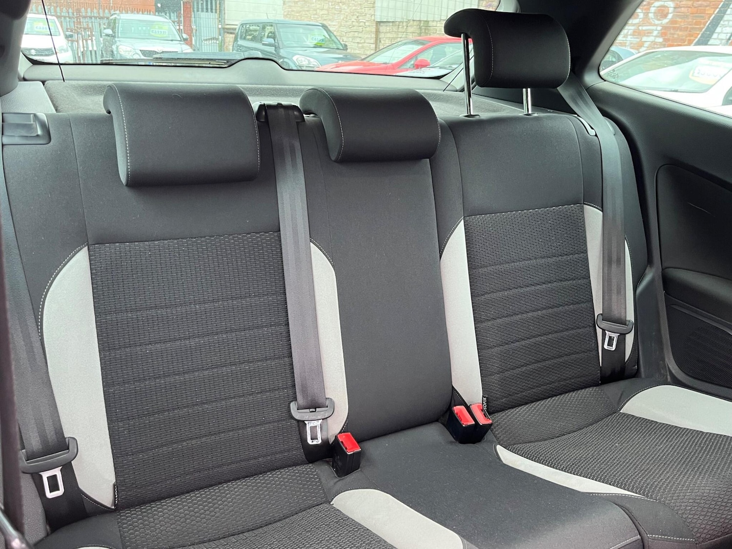 Used Volkswagen Polo 2013 for sale - 76408817: Photo 27