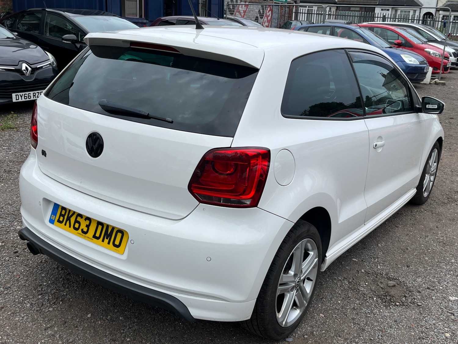 Used Volkswagen Polo 2013 for sale - 76588693: Photo 11