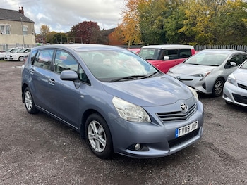 Used Toyota Verso 2009 for sale - 76472497: Photo