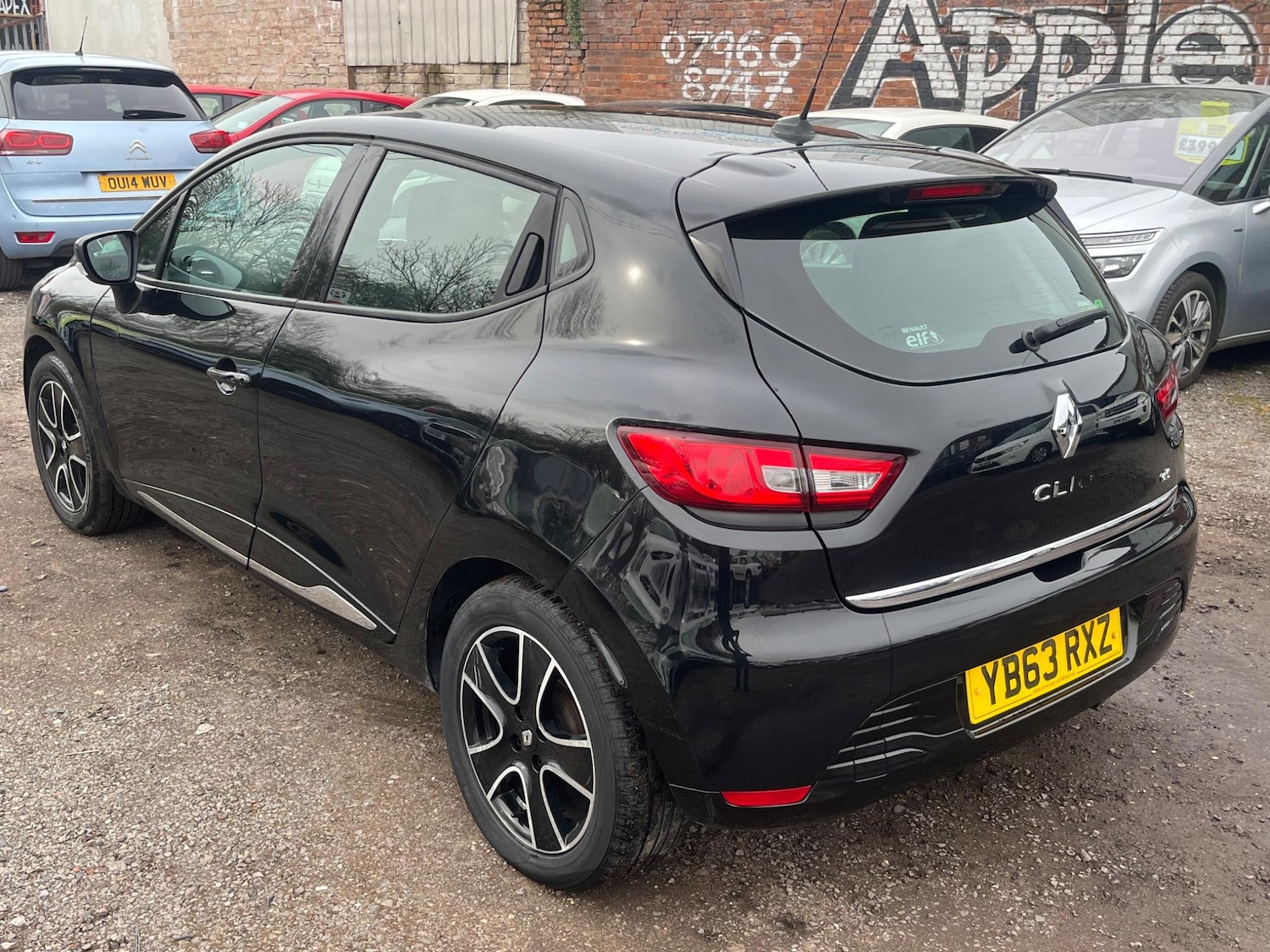 Used Renault Clio 2014 for sale - 76408650: Photo 16