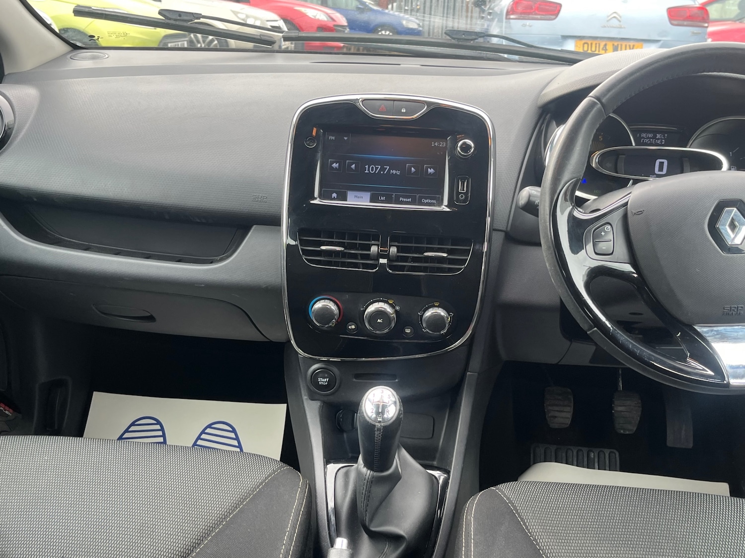 Used Renault Clio 2014 for sale - 76589182: Photo 23