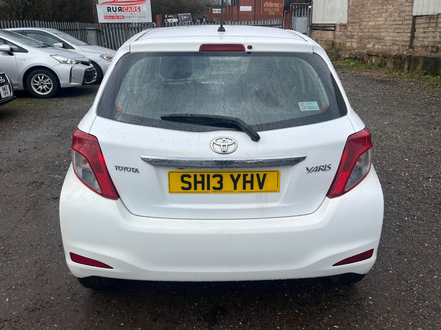 Used Toyota Yaris 2013 for sale - 77475118: Photo 12