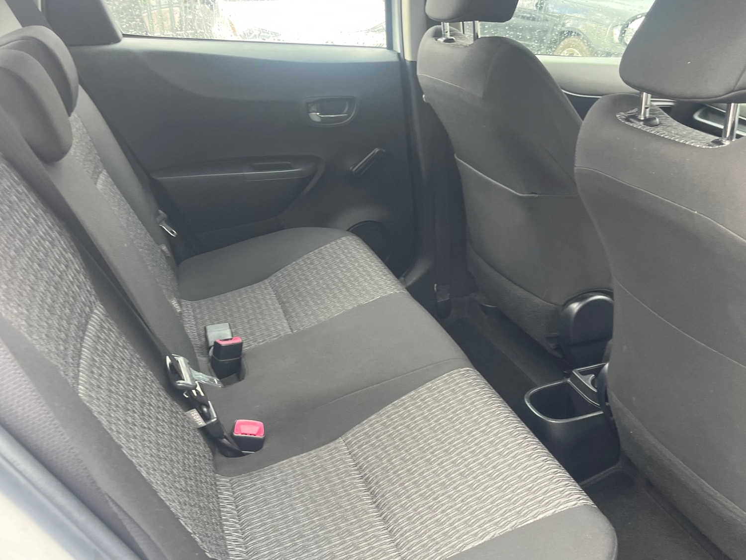 Used Toyota Yaris 2013 for sale - 77475118: Photo 22