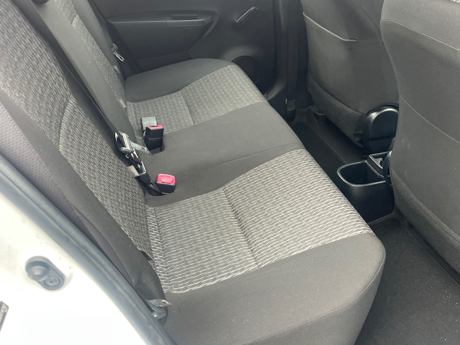 Used Toyota Yaris 2013 for sale - 77475118: Photo 23