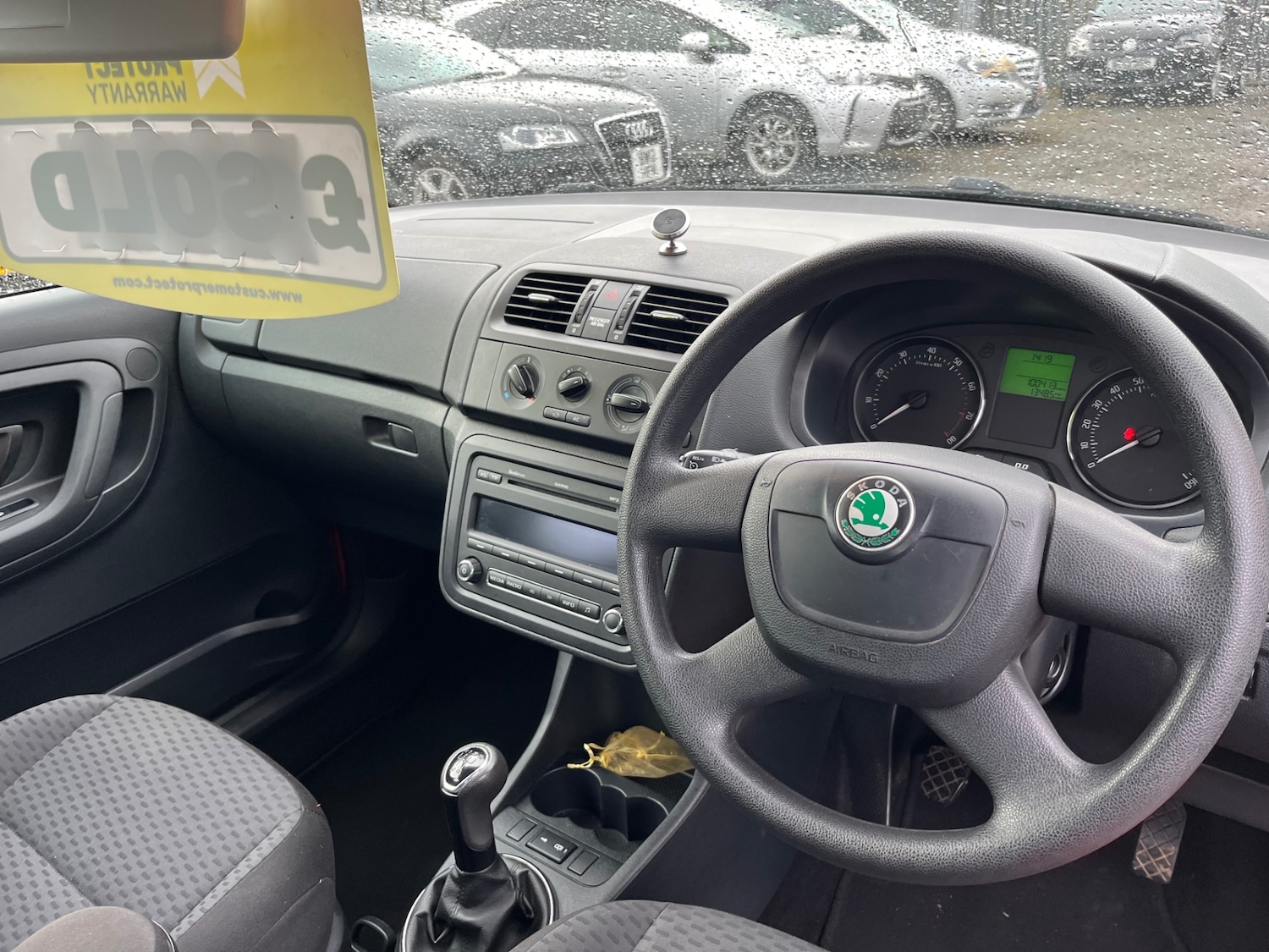 Used Skoda Fabia 2010 for sale - 77483628: Photo 24