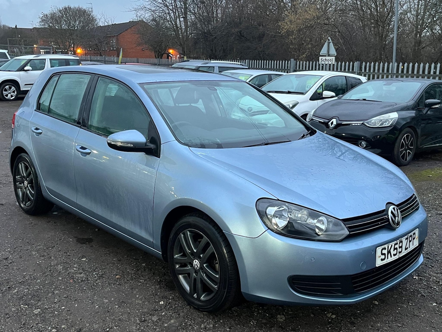 Used Volkswagen Golf 2009 for sale - 76409481: Photo 2