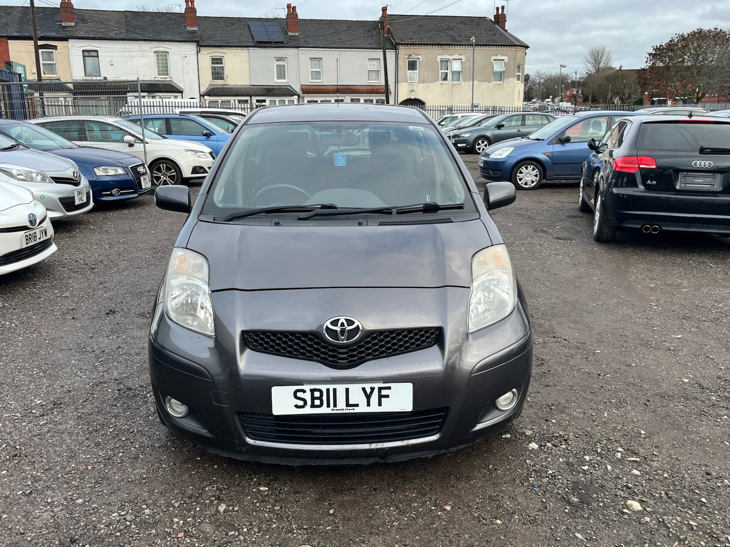 Used Toyota Yaris 2011 for sale - 77196717: Photo 5