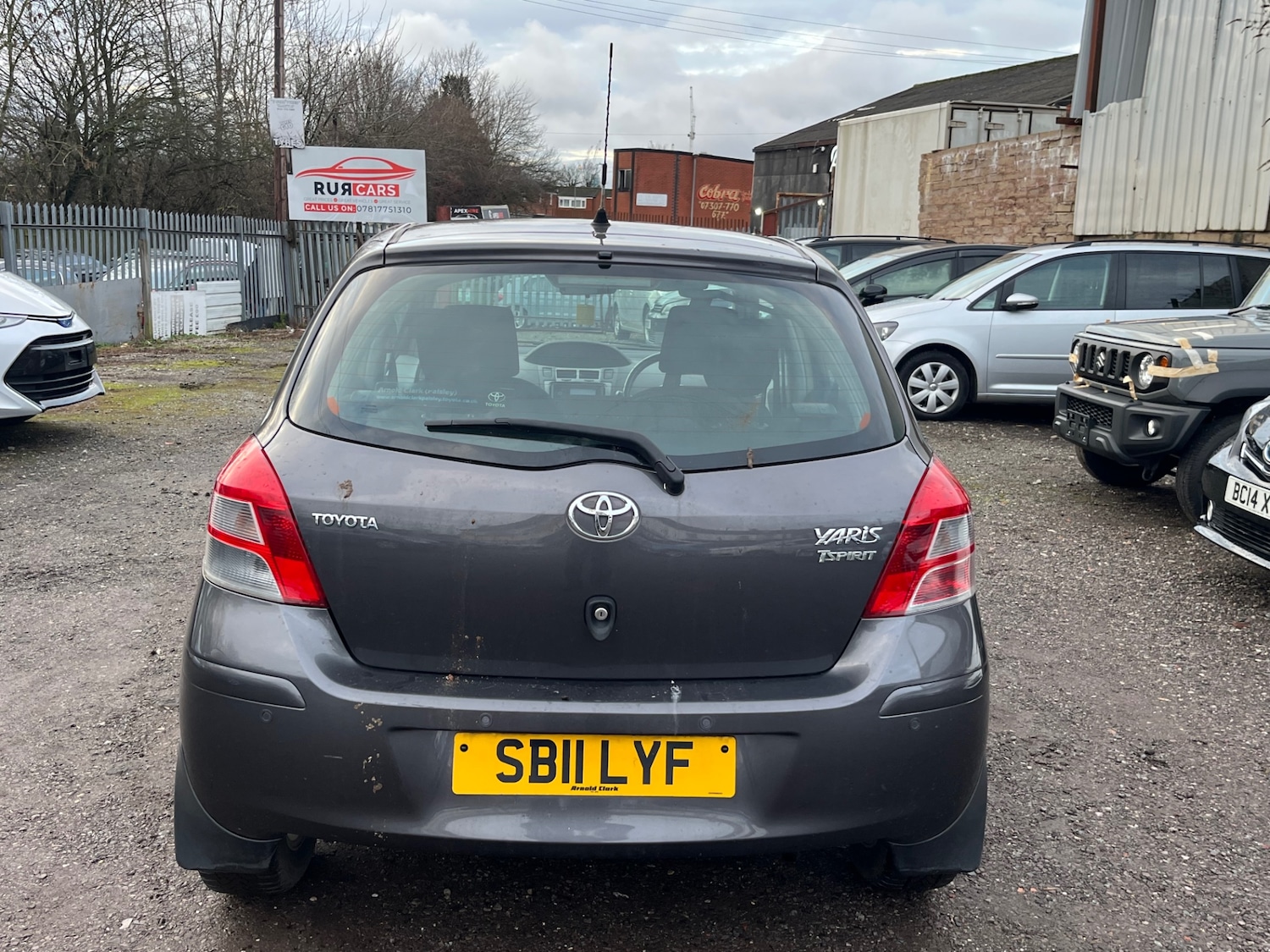 Used Toyota Yaris 2011 for sale - 77196717: Photo 8