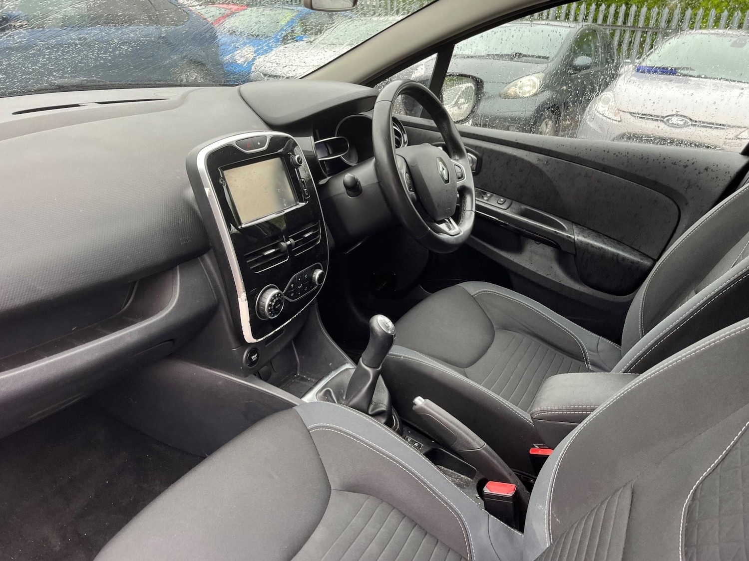 Used Renault Clio 2016 for sale - 76409027: Photo 24