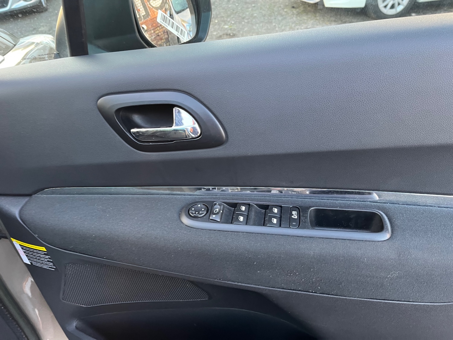 Used Peugeot 5008 2012 for sale - 76605396: Photo 21