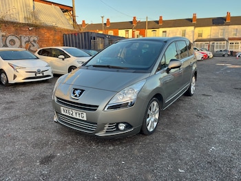Used Peugeot 5008 2012 for sale - 76605396: Photo
