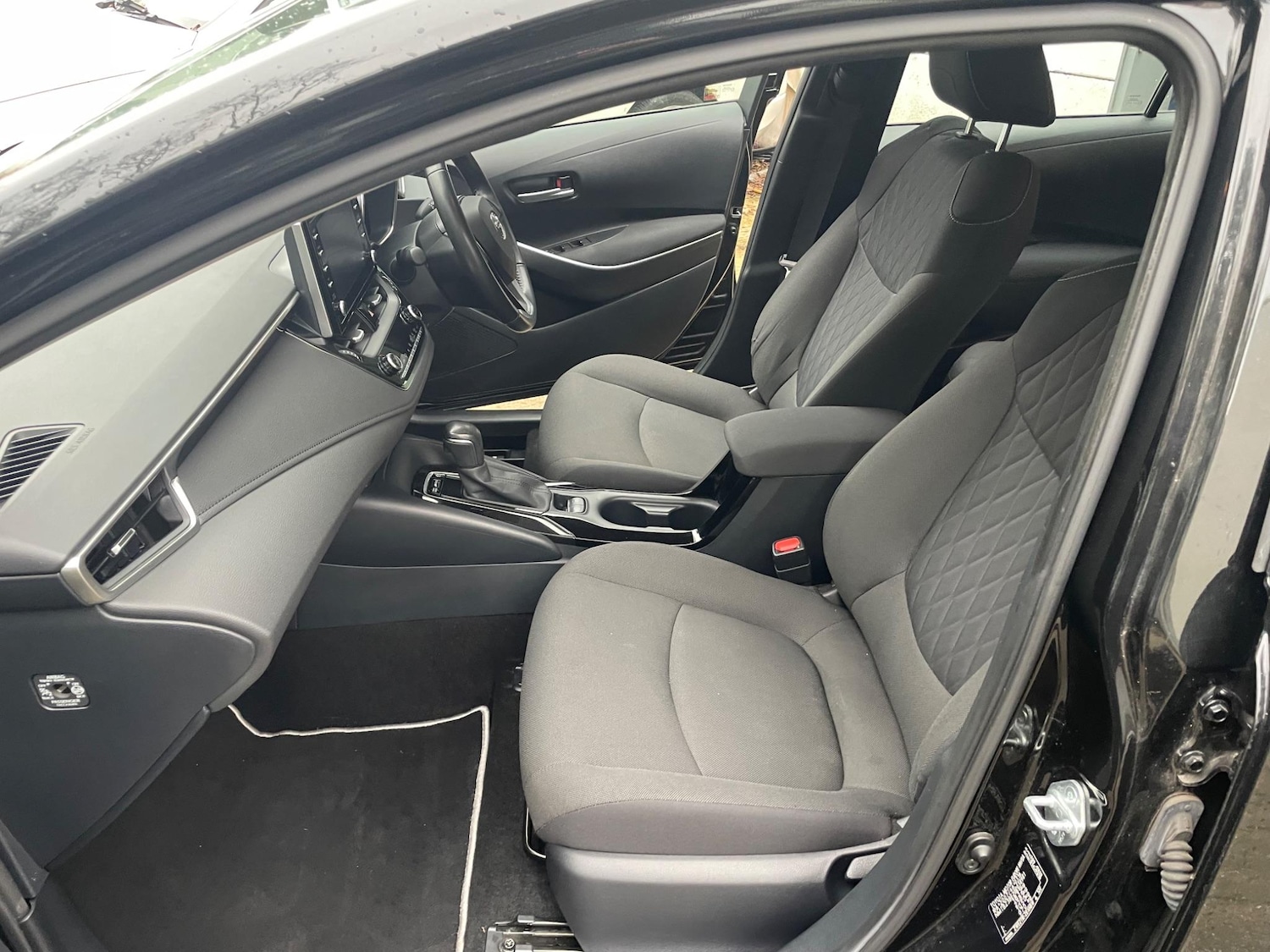 Used Toyota Corolla 2020 for sale - 76927088: Photo 14