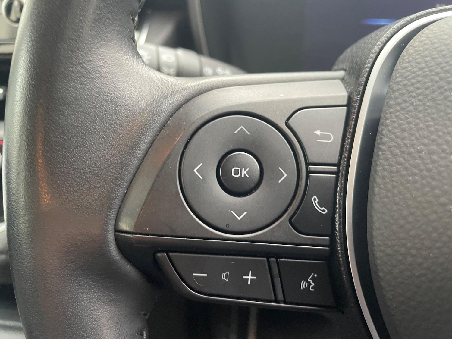 Used Toyota Corolla 2020 for sale - 76927088: Photo 25