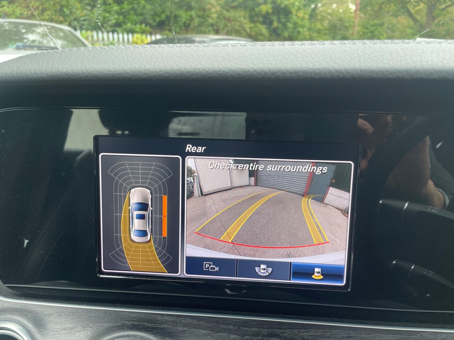 Used Mercedes-Benz E Class 2016 for sale - 76989809: Photo 32