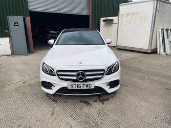 Used Mercedes-Benz E Class 2016 for sale - 76989809: Photo