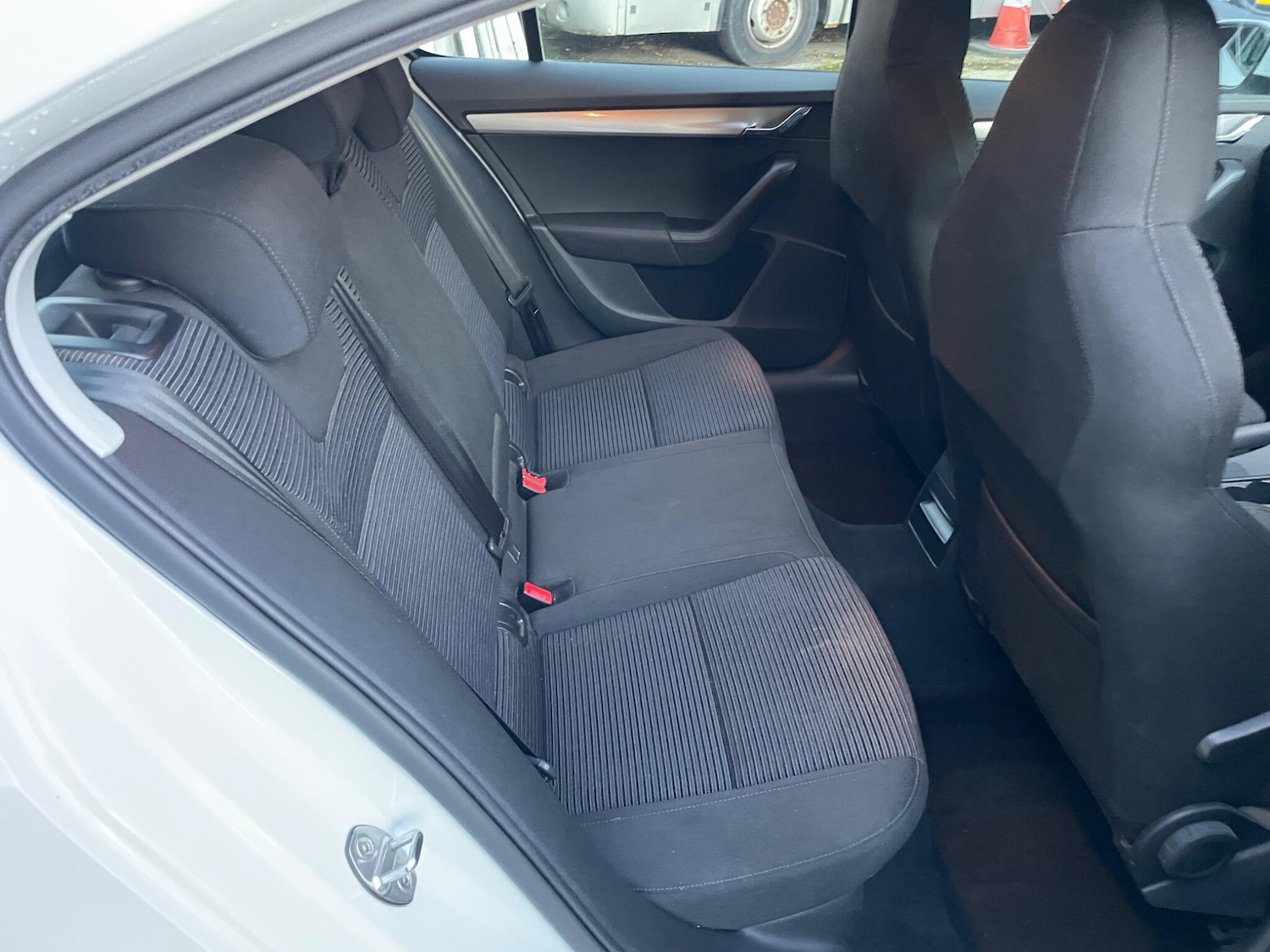 Used Skoda Octavia 2017 for sale - 76633579: Photo 16