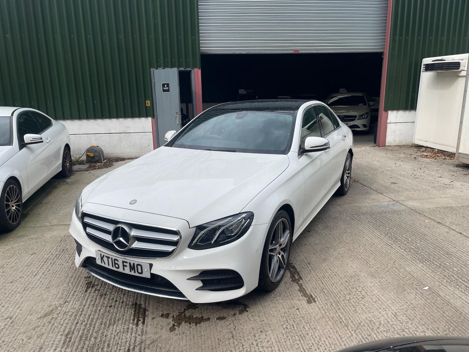 Used Mercedes-Benz E Class 2016 for sale - 76632974: Photo 1